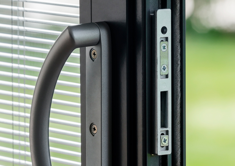 KAT Triple Track Patio Door